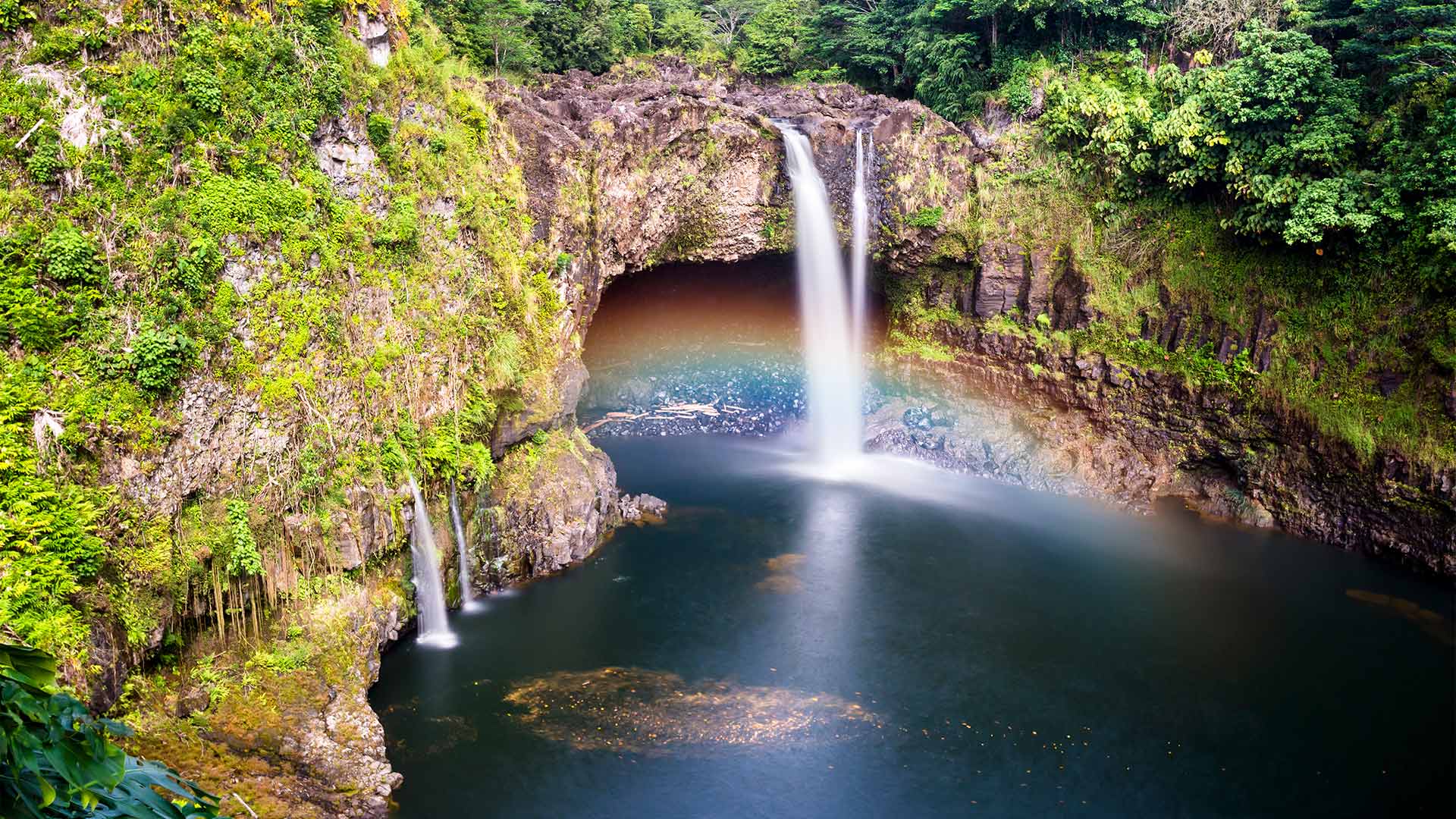 Panorama to illustrate dating in hilo