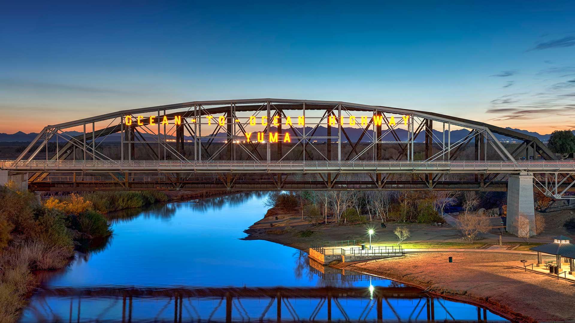 Panorama to illustrate dating in yuma